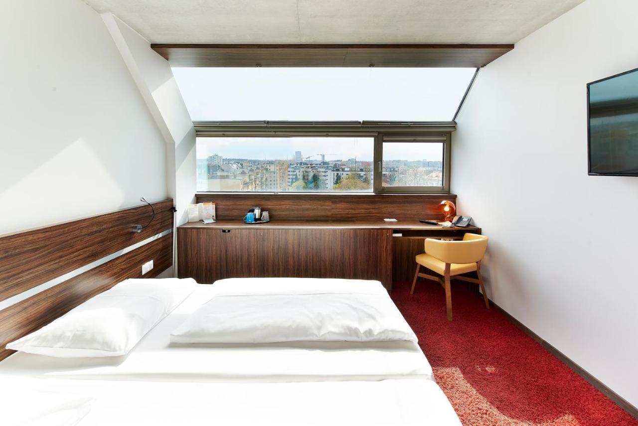 Simm'S Hotel - Cityhotel Next To Metro U3 Vienna Luaran gambar