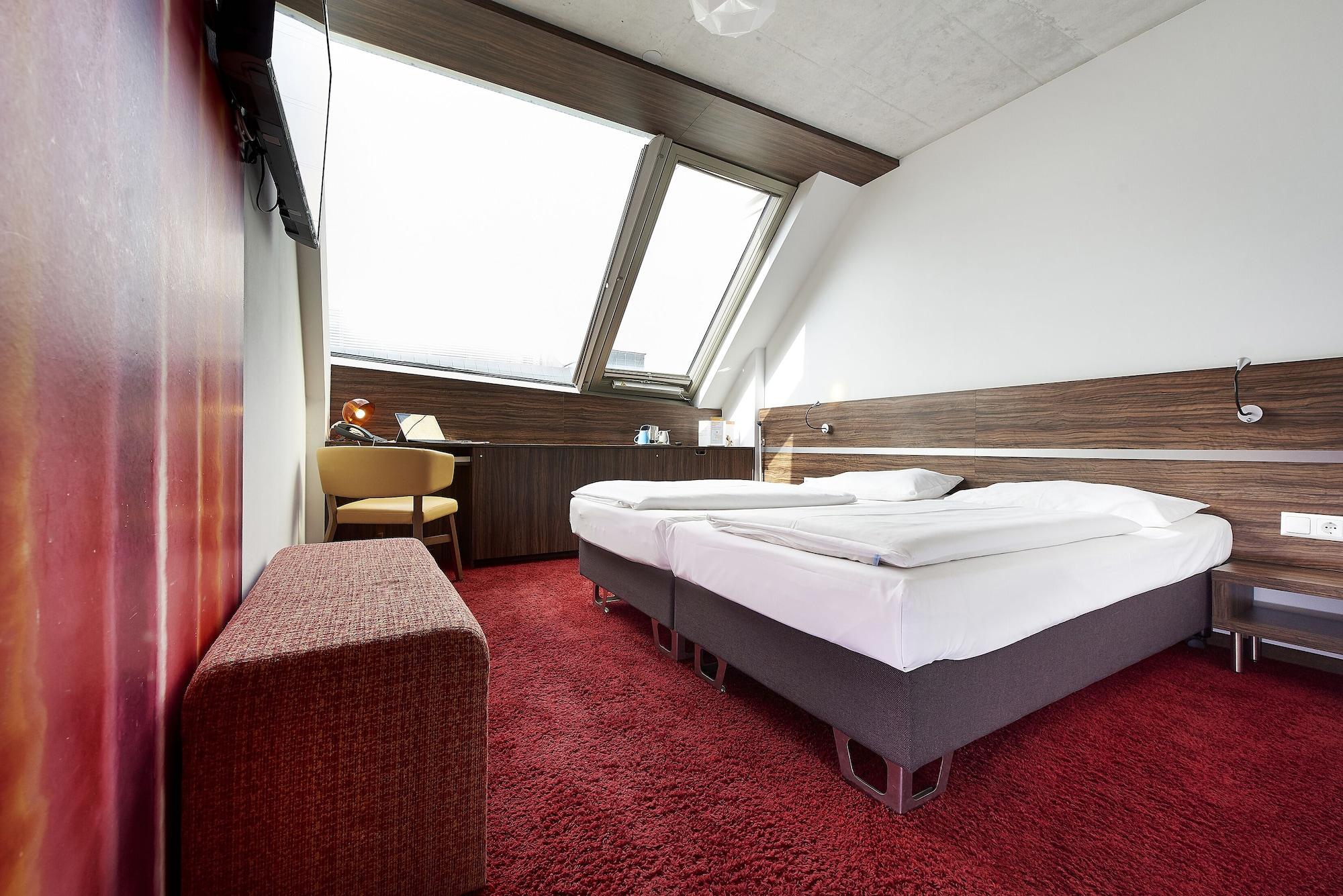 Simm'S Hotel - Cityhotel Next To Metro U3 Vienna Luaran gambar