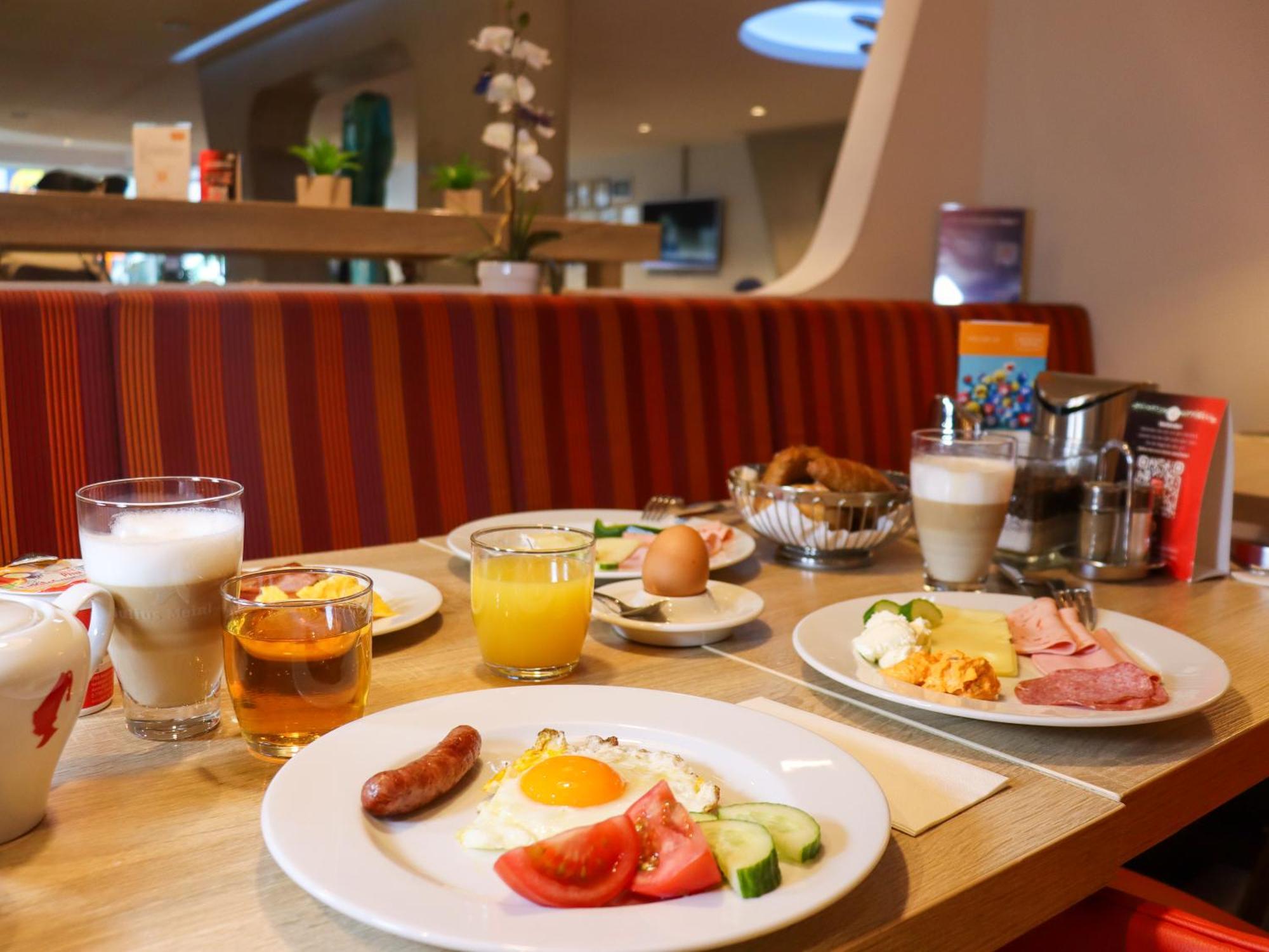 Simm'S Hotel - Cityhotel Next To Metro U3 Vienna Luaran gambar