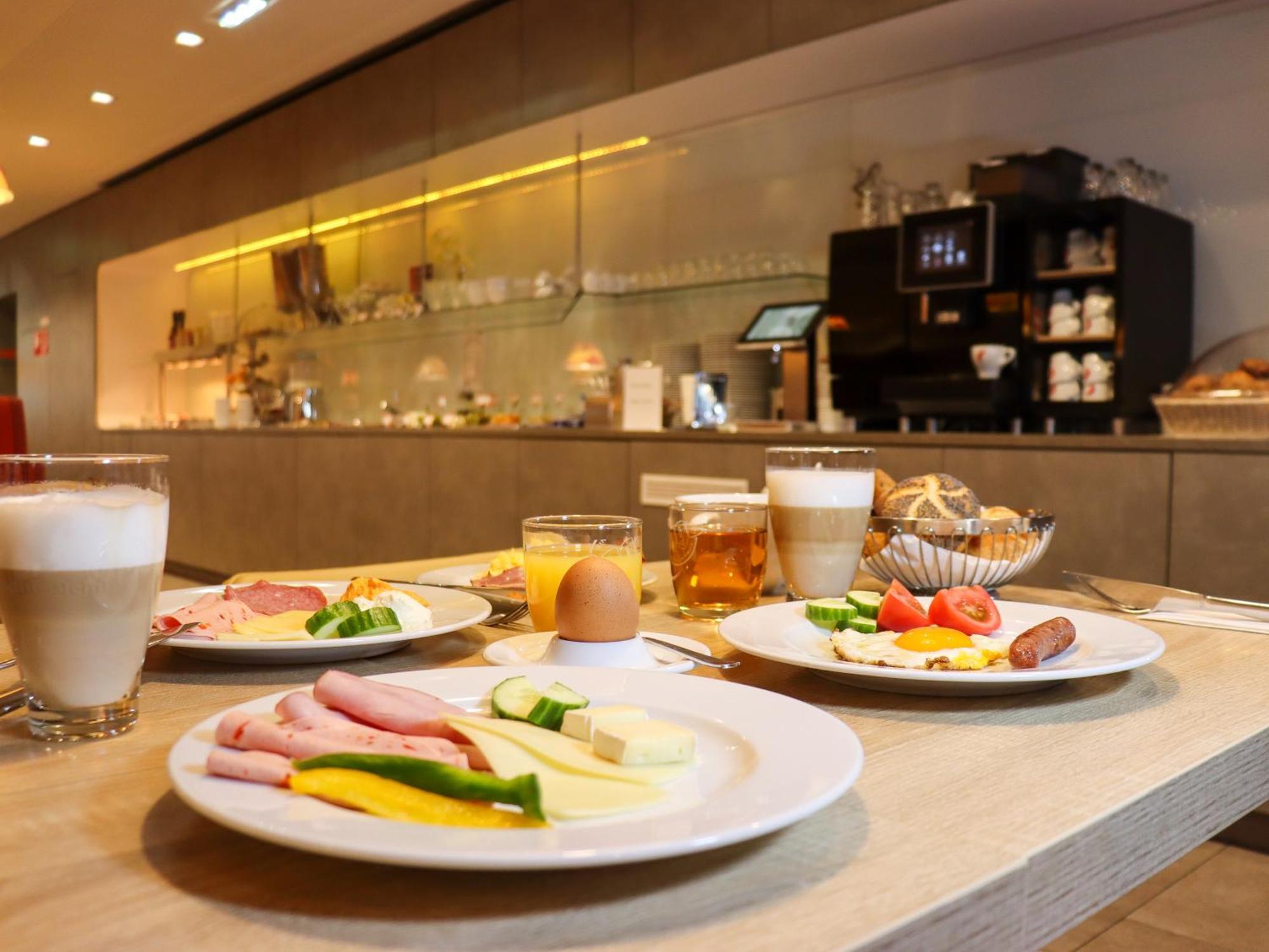 Simm'S Hotel - Cityhotel Next To Metro U3 Vienna Luaran gambar